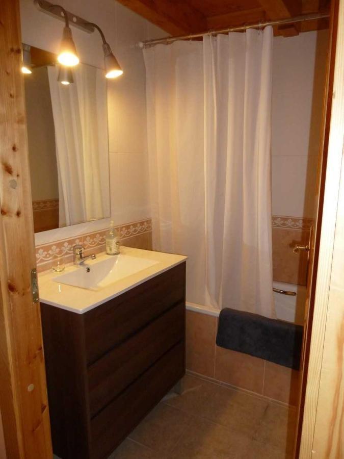 Acogedora Buardilla Duplex 6 Pax Lägenhet Incles Exteriör bild