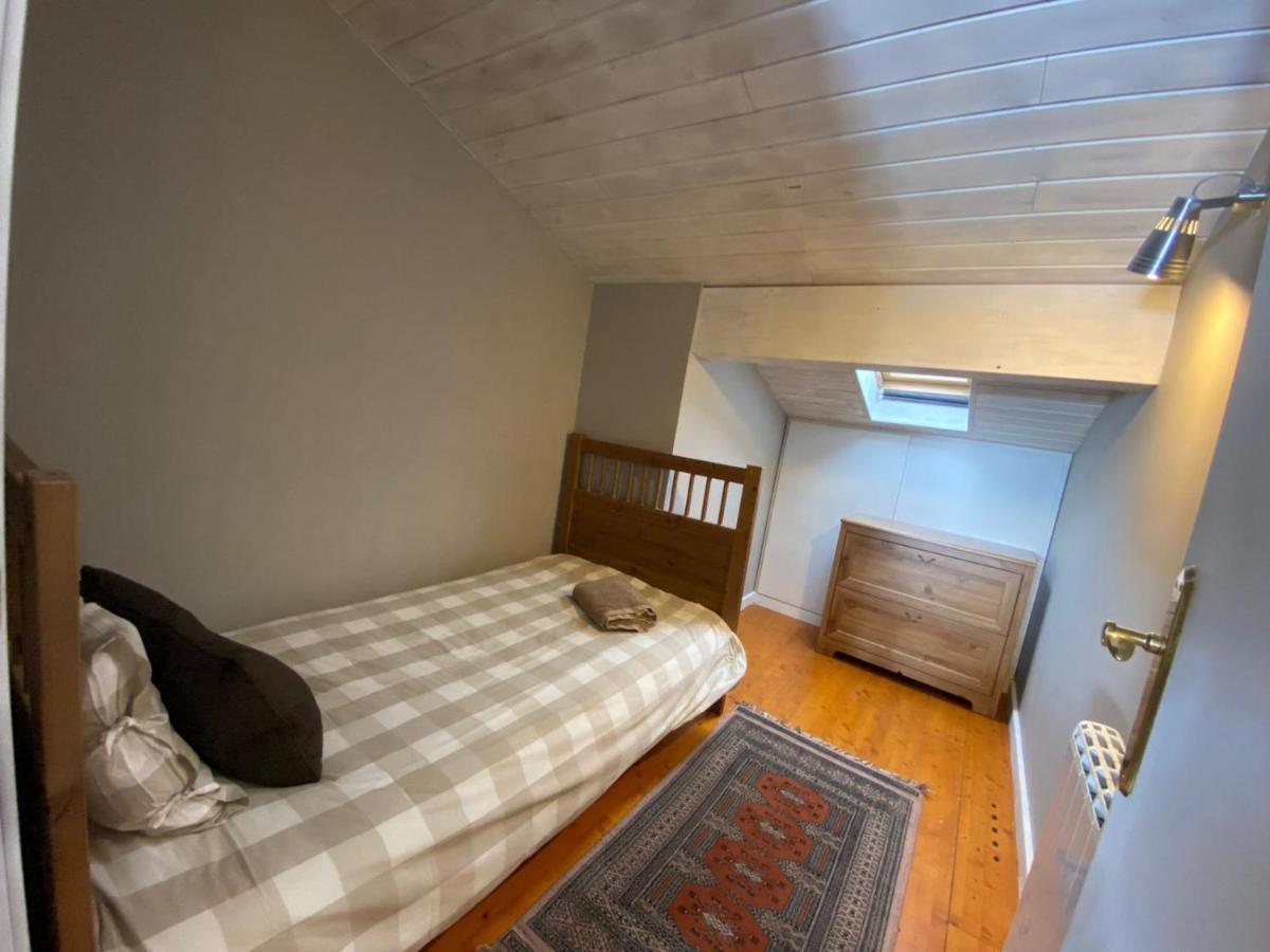 Acogedora Buardilla Duplex 6 Pax Lägenhet Incles Exteriör bild