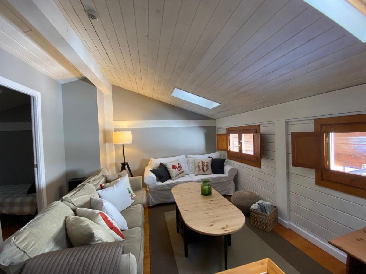 Acogedora Buardilla Duplex 6 Pax Lägenhet Incles Exteriör bild